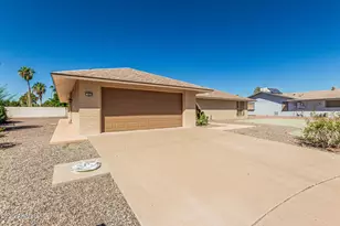9870 W Comstock Ct, Sun City, AZ 85373 - Photo 37