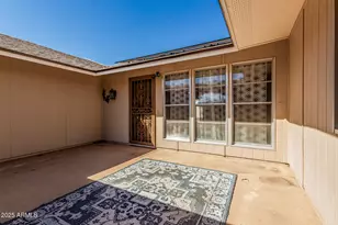 9870 W Comstock Ct, Sun City, AZ 85373 - Photo 9