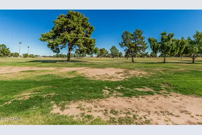 9870 W Comstock Court, Sun City, AZ 85373 - Photo 45