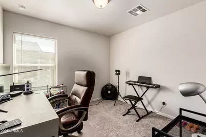 477 W Hilquit Drive, Morristown, AZ 85342 - Photo 11