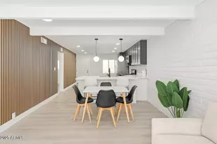 3002 N 32nd St, Phoenix, AZ 85018 - Photo 1