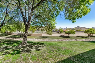10247 N 12th Pl, Phoenix, AZ 85020 - Photo 31
