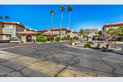 10247 N 12th Place #2, Phoenix, AZ 85020 - Photo 33