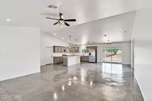 46210 N 36th Dr, New River, AZ 85087 - Photo 9