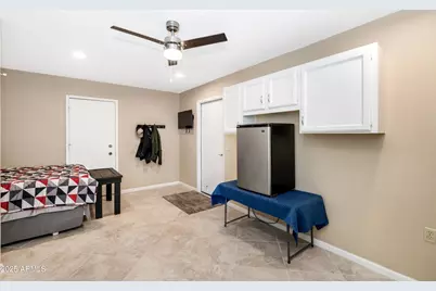 9535 W Willowbrook Drive, Sun City, AZ 85373 - Photo 11