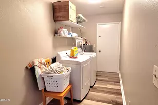 6938 W Jenan Dr, Peoria, AZ 85345 - Photo 9