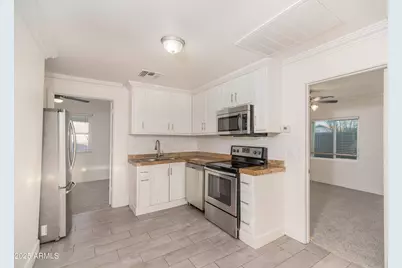 337 N 15th Avenue # A, Phoenix, AZ 85007 - Photo 11