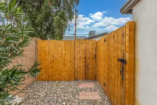 810 E Amelia Ave, Phoenix, AZ 85014 - Photo 29