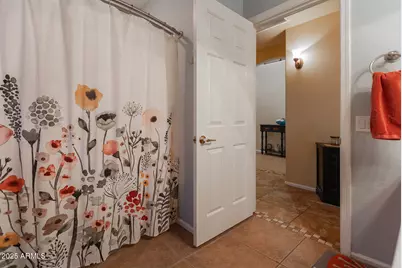 16550 W Desert Lane, Surprise, AZ 85388 - Photo 11