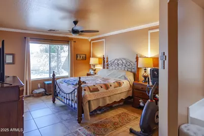 16550 W Desert Lane, Surprise, AZ 85388 - Photo 17