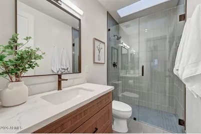 10118 E Cinnabar Avenue, Scottsdale, AZ 85258 - Photo 19