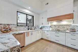 10118 E Cinnabar Ave, Scottsdale, AZ 85258 - Photo 5