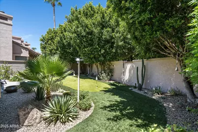 10118 E Cinnabar Avenue, Scottsdale, AZ 85258 - Photo 27