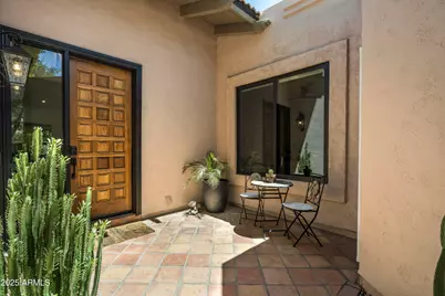 10118 E Cinnabar Avenue, Scottsdale, AZ 85258 - Photo 35