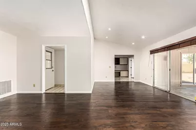 1012 E Wagon Wheel Drive, Phoenix, AZ 85020 - Photo 5