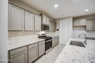 21290 N 270th Ave, Buckeye, AZ 85396 - Photo 9