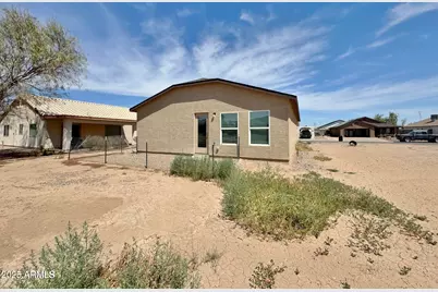9455 W Troy Drive, Arizona City, AZ 85123 - Photo 19