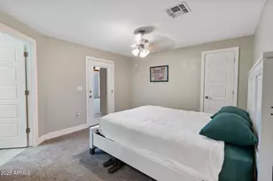 2709 E Clarendon Ave, Phoenix, AZ 85016 - Photo 19