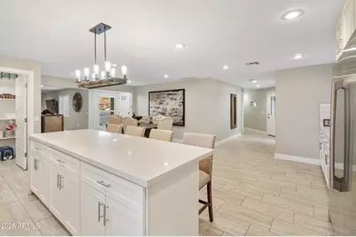 2709 E Clarendon Avenue, Phoenix, AZ 85016 - Photo 17