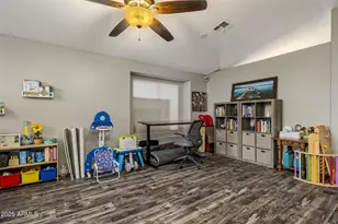 1922 E Siesta Ln, Phoenix, AZ 85024 - Photo 23