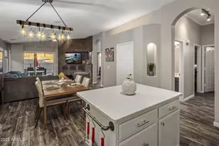 1922 E Siesta Ln, Phoenix, AZ 85024 - Photo 7