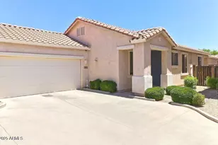 991 E Cantebria Dr, Gilbert, AZ 85296 - Photo 1