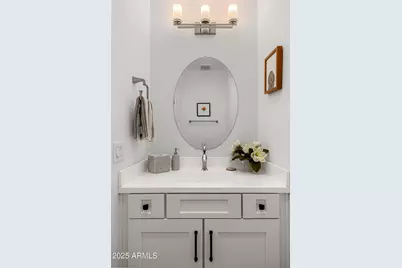 3200 N 39th Street #11, Phoenix, AZ 85018 - Photo 21