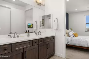 3200 N 39th St, Phoenix, AZ 85018 - Photo 13