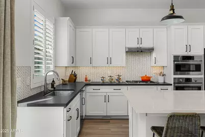 3200 N 39th Street #11, Phoenix, AZ 85018 - Photo 7