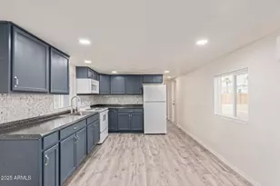 8232 E Albany St, Mesa, AZ 85207 - Photo 9