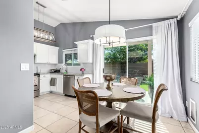 3049 W Covey Lane, Phoenix, AZ 85027 - Photo 7