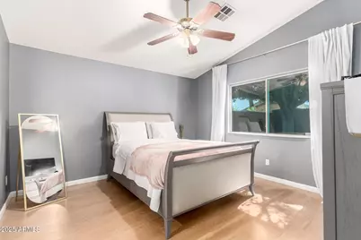 3049 W Covey Lane, Phoenix, AZ 85027 - Photo 11