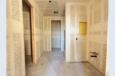 2443 E Rolling Prairie Lane, San Tan Valley, AZ 85140 - Photo 9