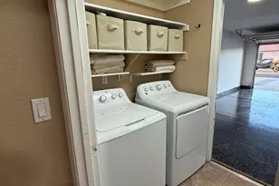 8634 W Dahlia Dr, Peoria, AZ 85381 - Photo 13