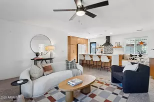 1246 E Vista Ave, Phoenix, AZ 85020 - Photo 1