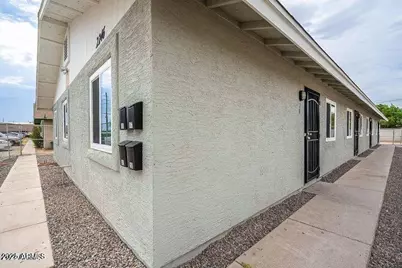 2246 W Southern Avenue #20, Phoenix, AZ 85041 - Photo 1