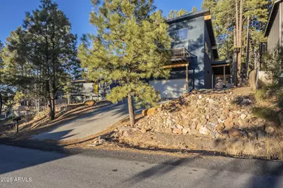 763 Comanche Street, Flagstaff, AZ 86005 - Photo 9
