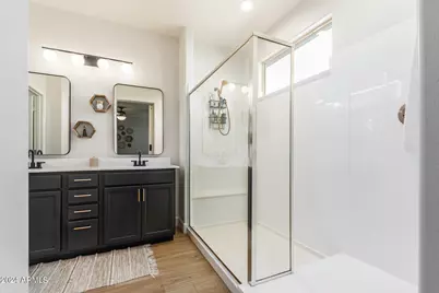 18538 W Jones Avenue, Goodyear, AZ 85338 - Photo 3