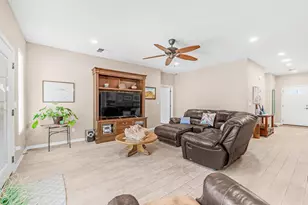 5809 E Leland St, Mesa, AZ 85215 - Photo 7