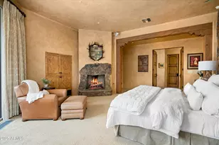 10626 E Palo Brea Dr, Scottsdale, AZ 85262 - Photo 23