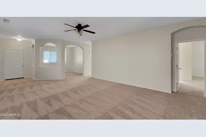 18460 N 170th Lane, Surprise, AZ 85374 - Photo 5