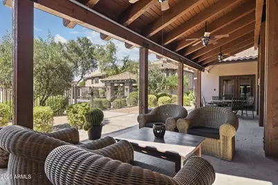 20660 N 40th Street #2016, Phoenix, AZ 85050 - Photo 33