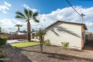 6731 E Moreland St, Scottsdale, AZ 85257 - Photo 19
