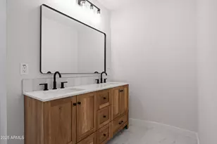 6731 E Moreland St, Scottsdale, AZ 85257 - Photo 11