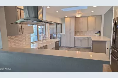 2344 W Marconi Avenue, Phoenix, AZ 85023 - Photo 7