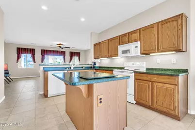 6610 S Bradshaw Way S, Chandler, AZ 85249 - Photo 7