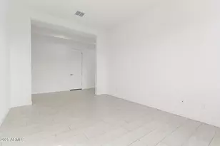 21919 E Bonanza Way E, Queen Creek, AZ 85142 - Photo 9