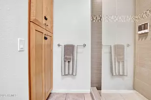 3252 E Maldonado Dr, Phoenix, AZ 85042 - Photo 17