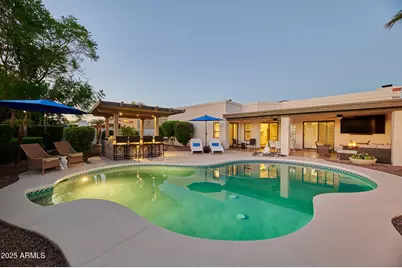 9372 N 83rd Street, Scottsdale, AZ 85258 - Photo 1