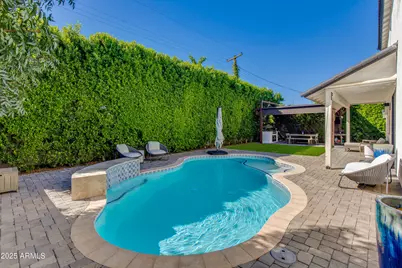 3821 E Devonshire Avenue, Phoenix, AZ 85018 - Photo 15